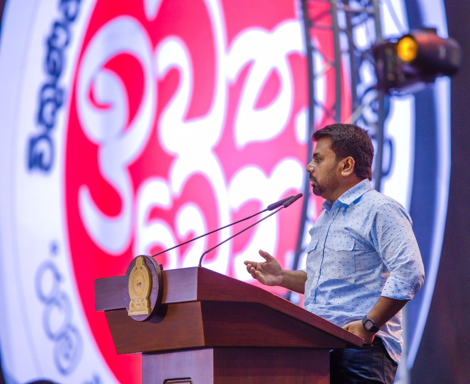 WhatsApp_Image_2025-10-30_at_16.45.13__1