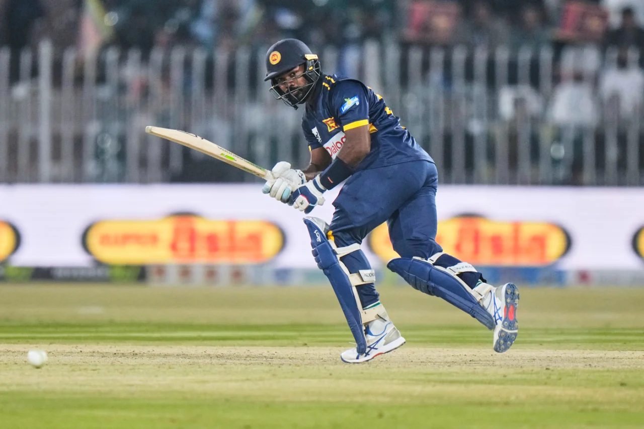 1411_janith_liyanage_sl_vs_pak_2nd_odi.p