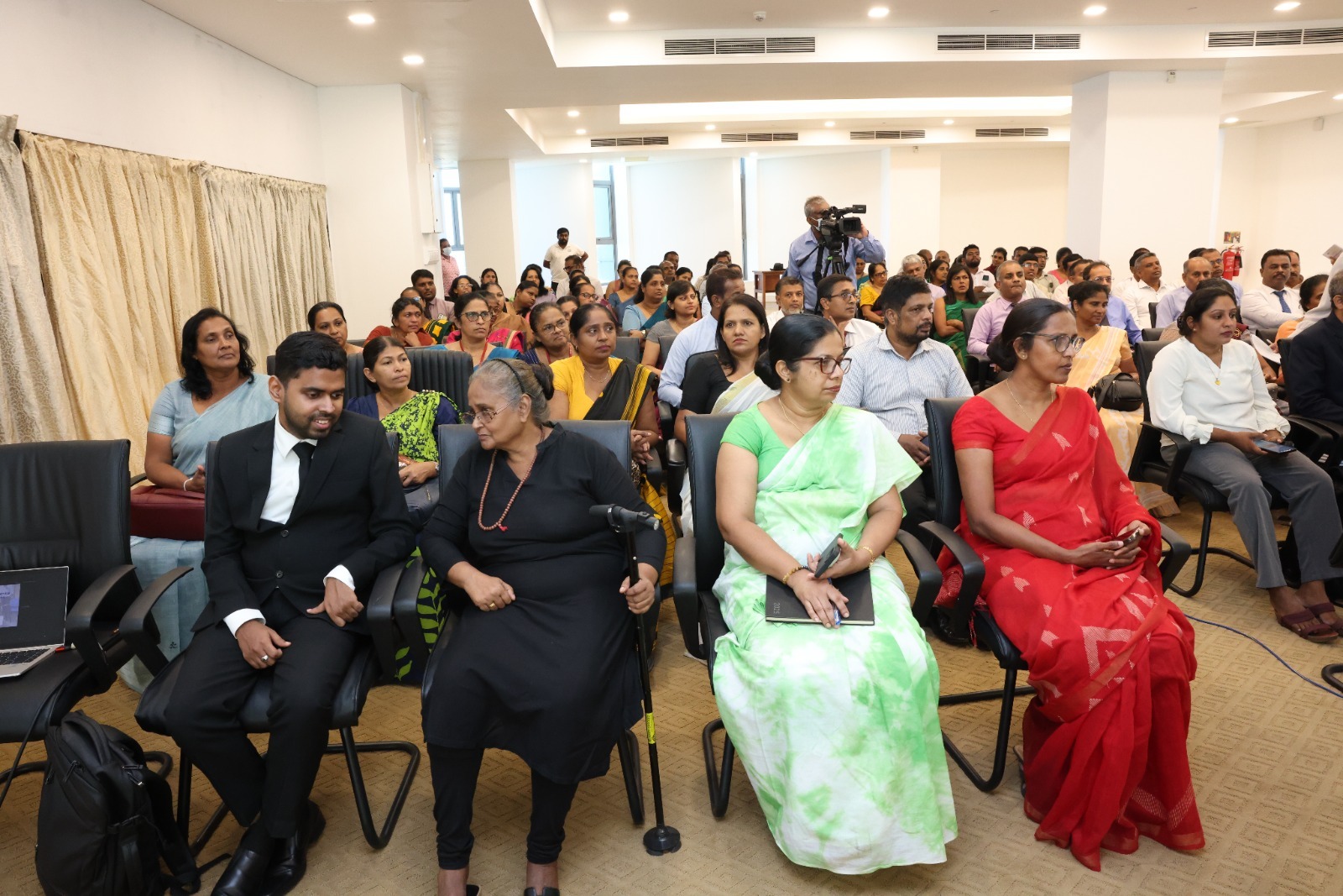 WhatsApp_Image_2025-11-25_at_16.48.47__2