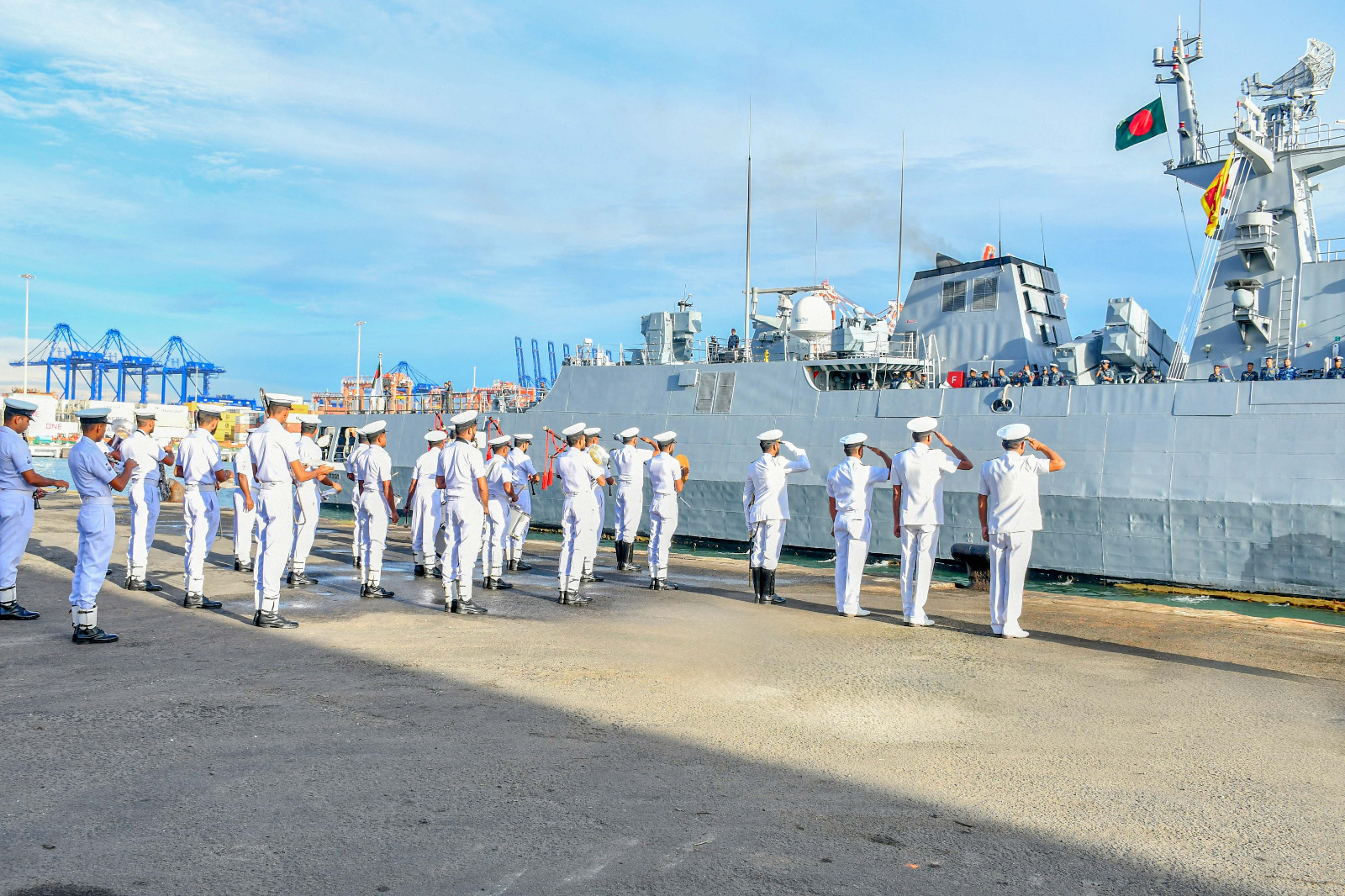 WhatsApp_Image_2025-11-27_at_07.34.34.jp