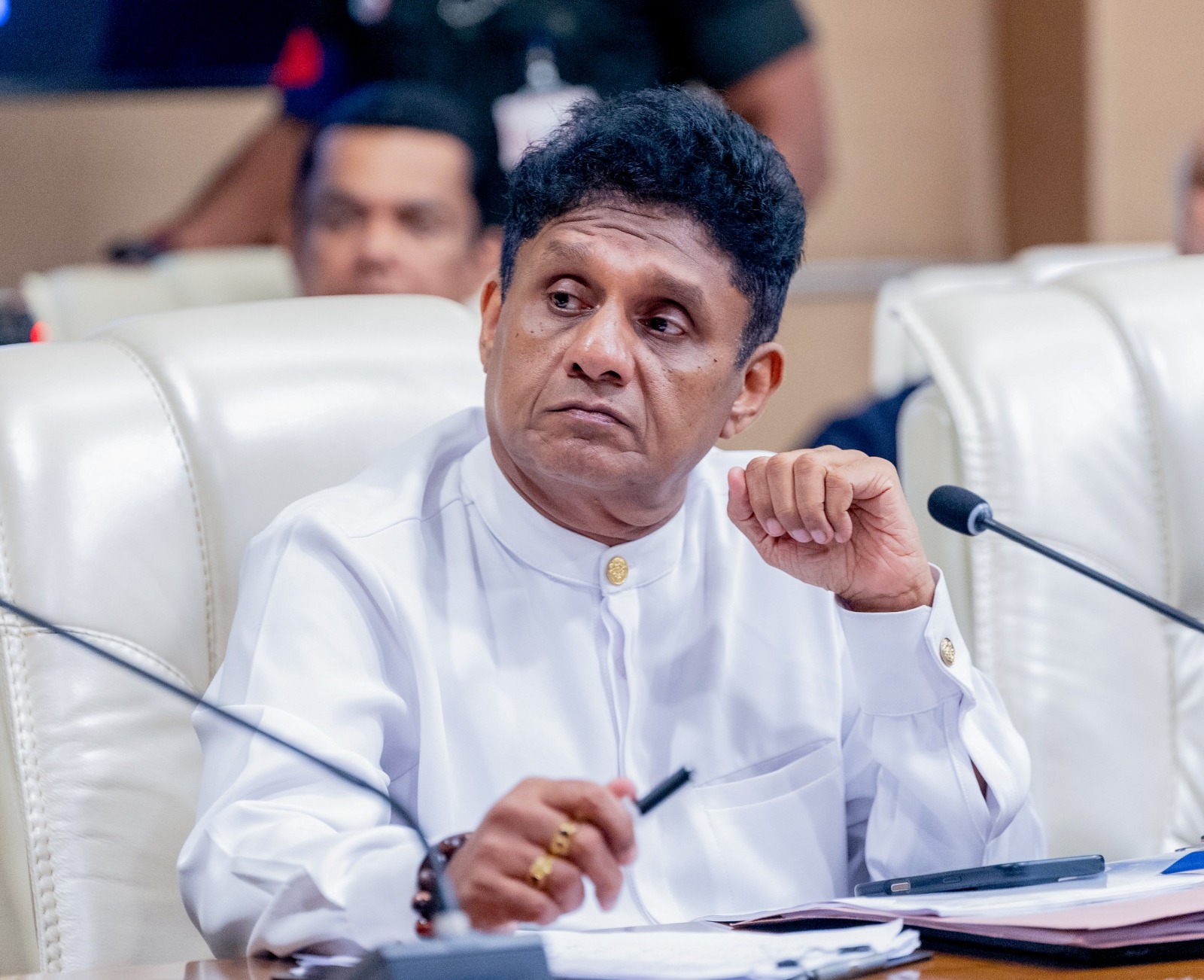 WhatsApp_Image_2025-11-28_at_15.20.00.jp