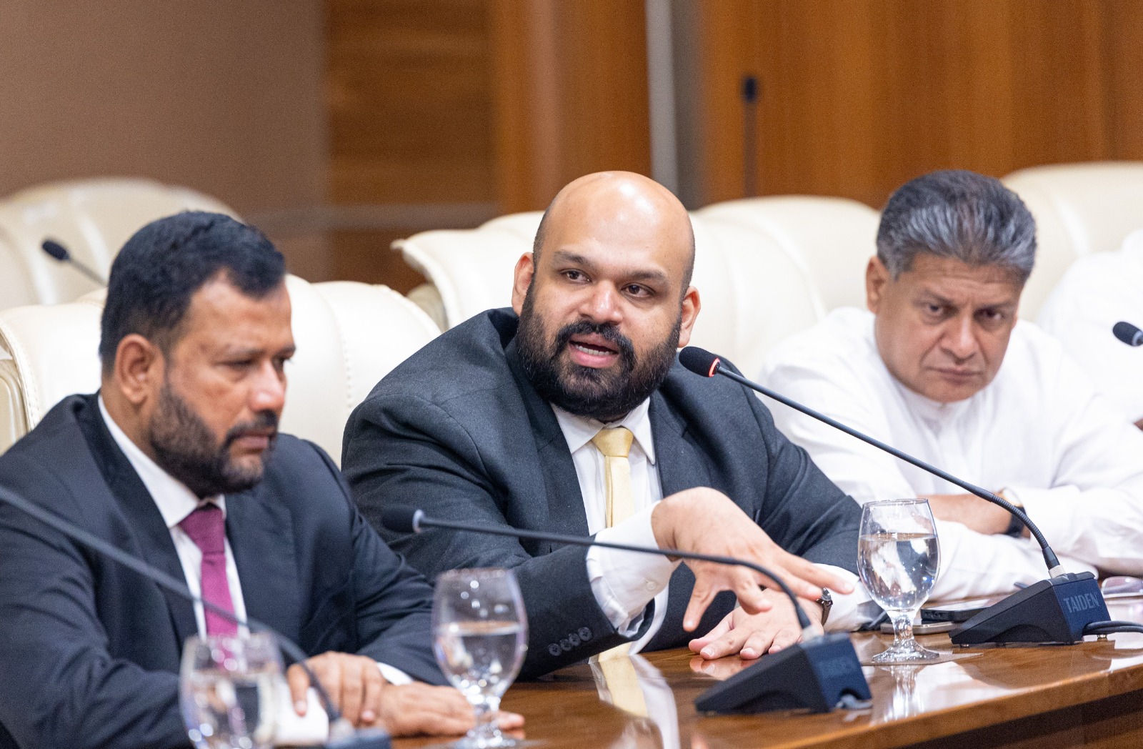 WhatsApp_Image_2025-11-28_at_15.19.57__2