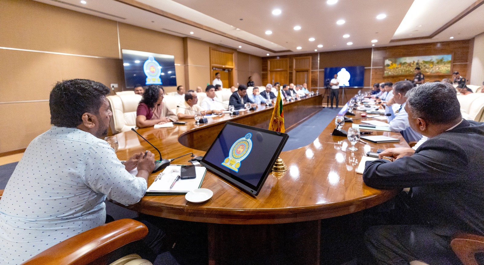 WhatsApp_Image_2025-11-28_at_15.19.56__1