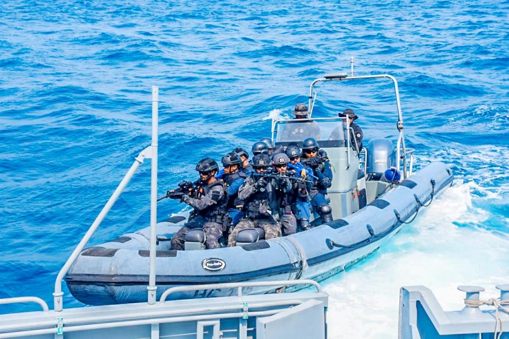 6_Oil_spring___bording_exercise__photo__